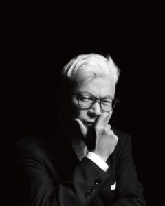 E.jpg